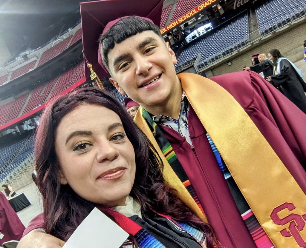 Humble ISD accused of discrimination after Spanish National Honor Society  graduates prevented from wearing specialized sashes – Houston Public Media