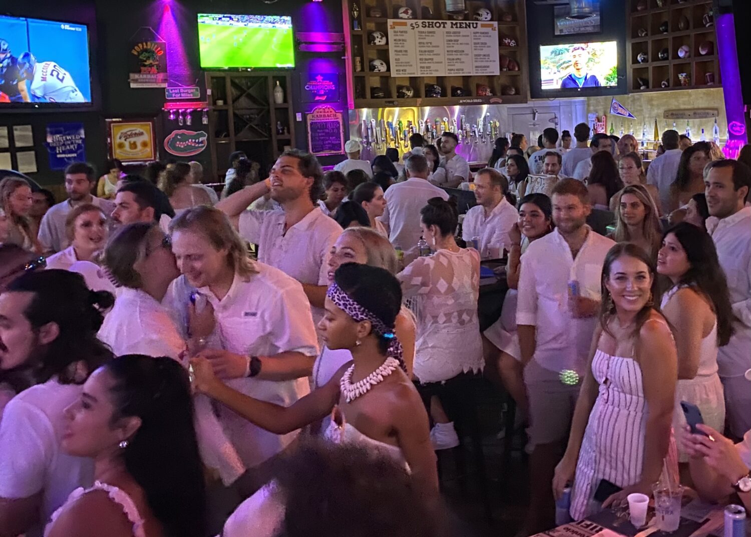 White Linen Night 2023: Here’s Where To Celebrate In Houston’s Heights ...