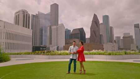 "Love is Blind" participants Nick Lachey and Vanessa Lachey in Houston.