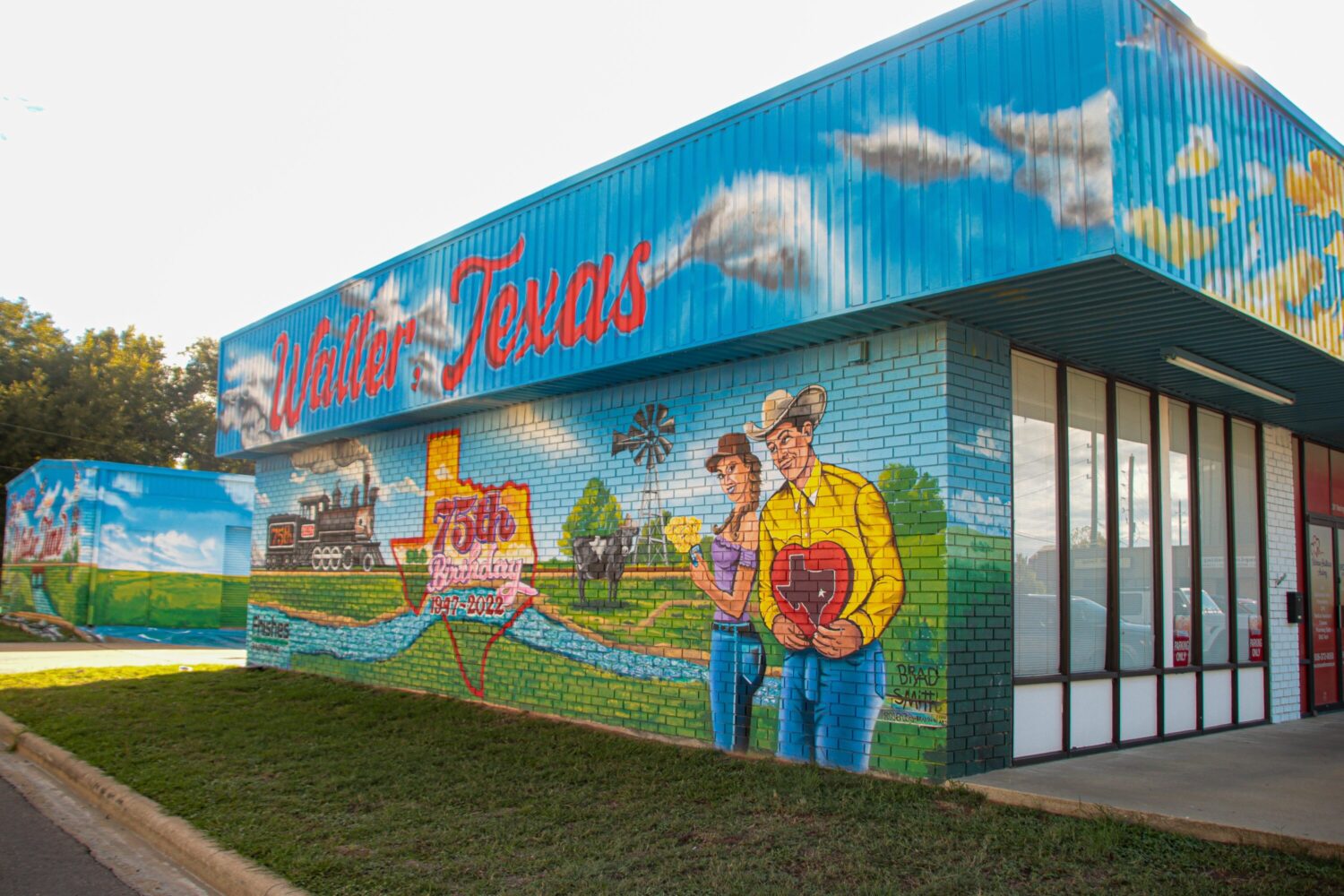 Waller art studio files civil rights lawsuit against city over its  mural-regulating ordinance – Houston Public Media