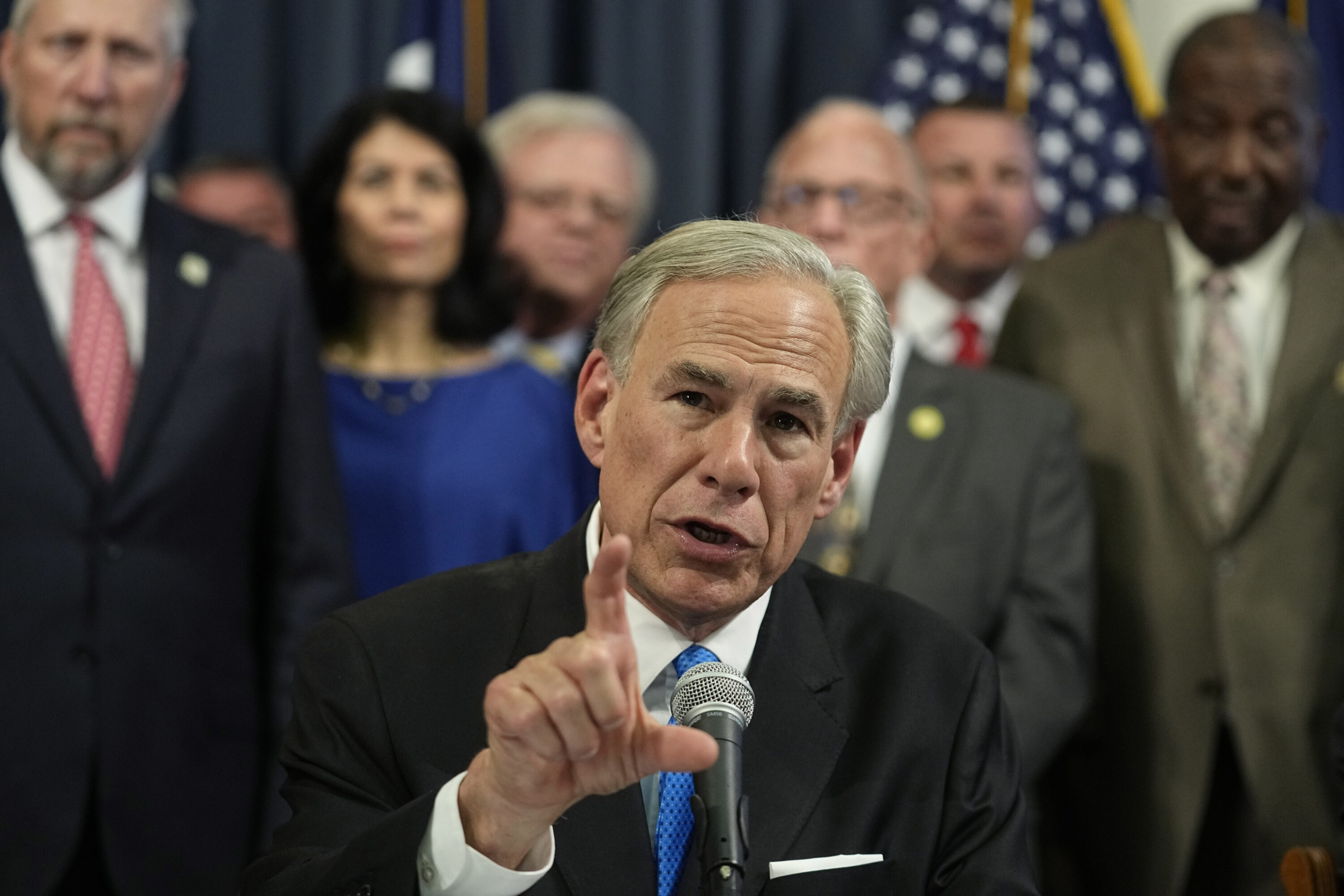 Special session unlikely to end in Abbott’s favor episode artwork