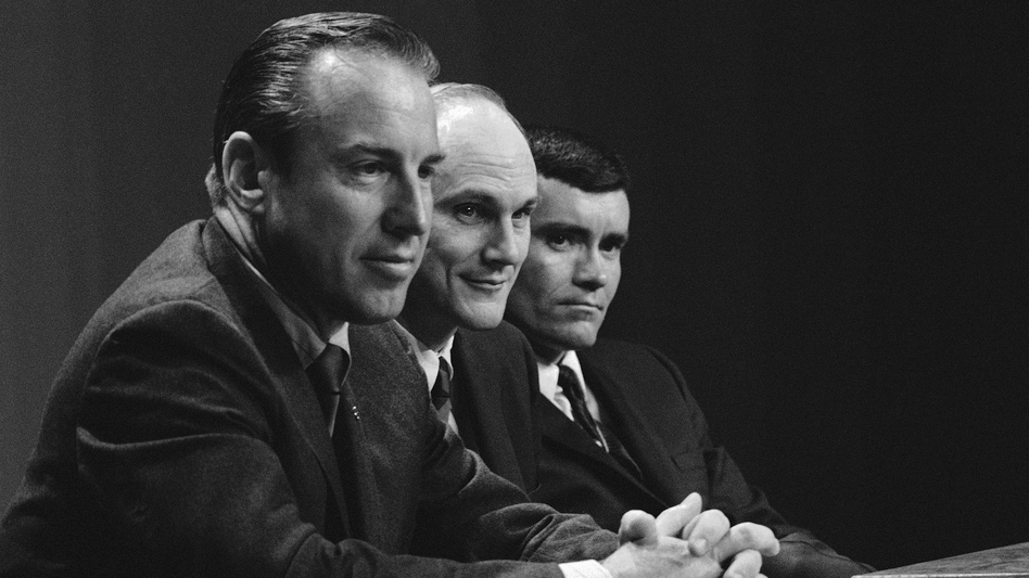Astronaut Ken Mattingly, who flew to the moon on Apollo 16, has died at 87 – Houston Public Media - Vimarsana News