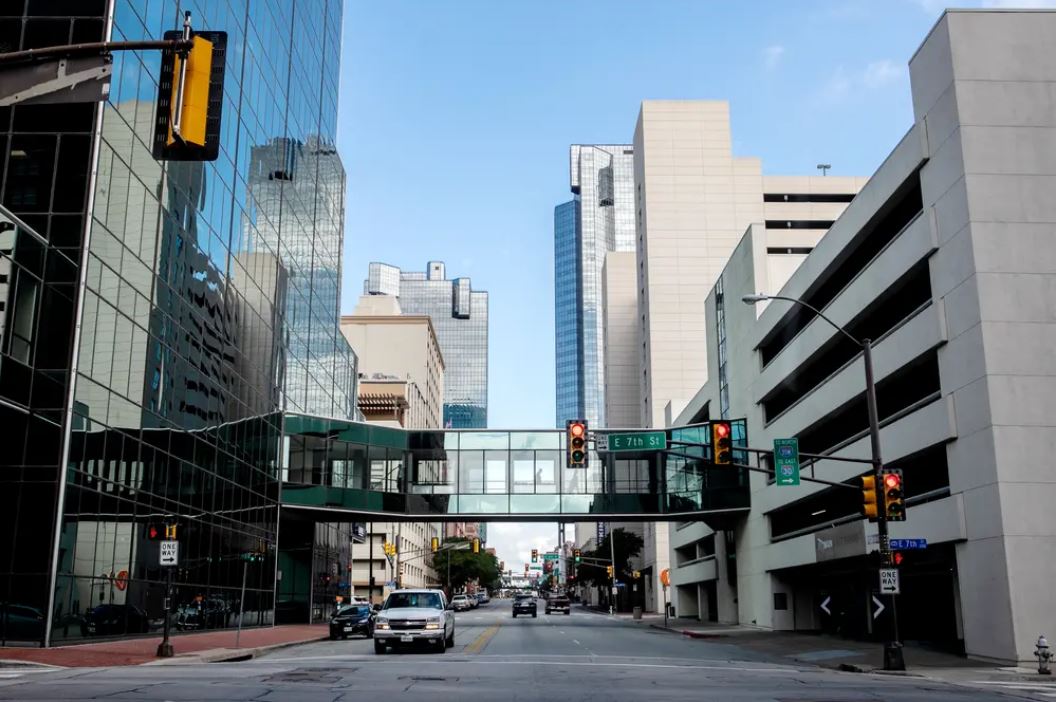 More than two-thirds of Texas' 30.3 million residents live in four largest metro areas – Houston Public Media - Vimarsana News