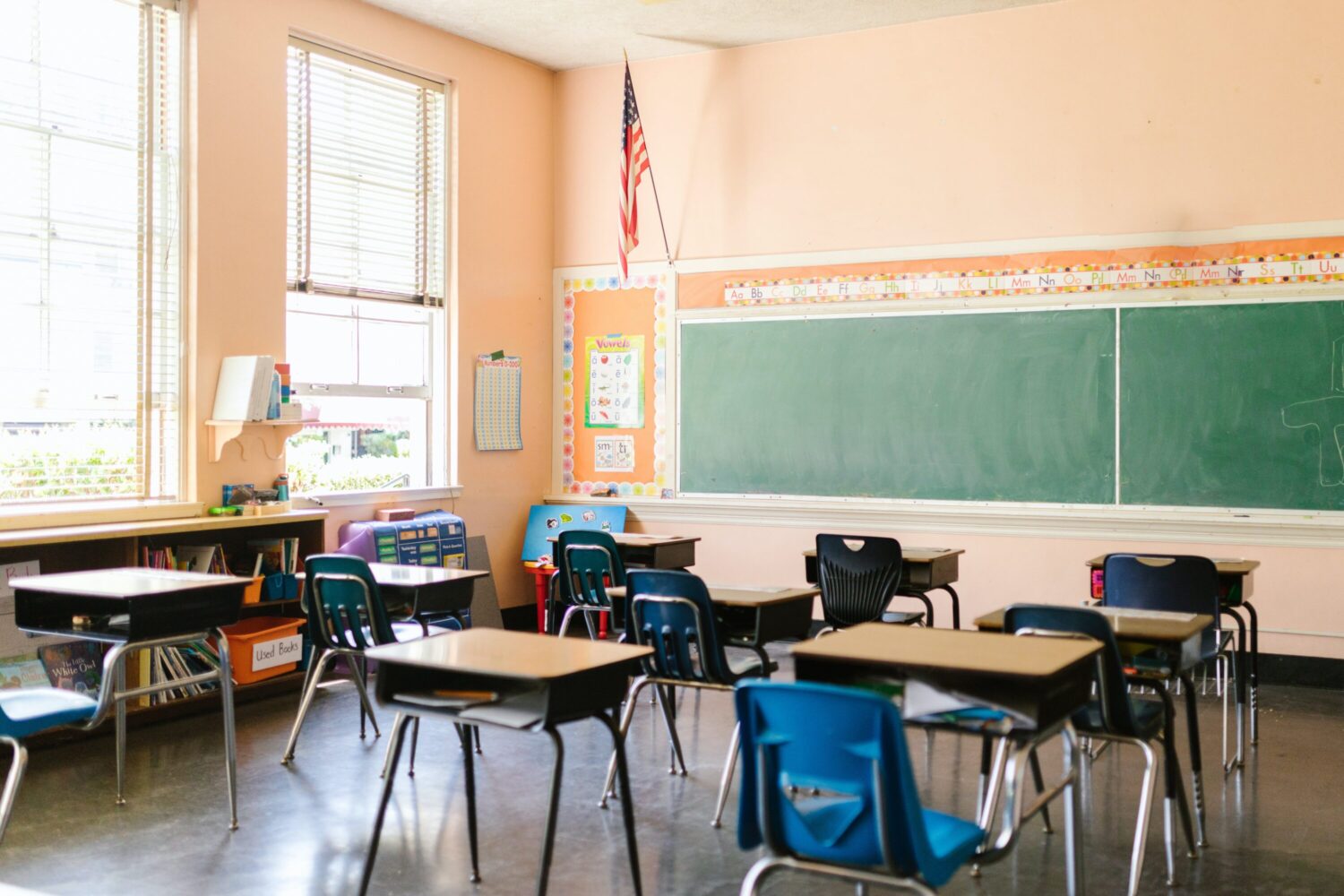 Exploring the history and litigation over the Pledge of Allegiance – Houston Public Media - Vimarsana News