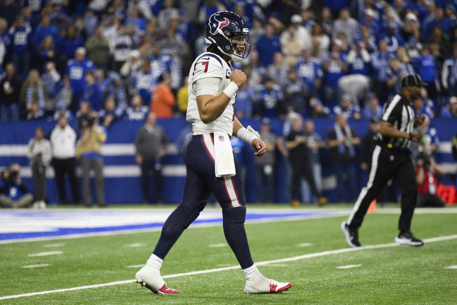 Texans’ Playoff Berth Has Houston Football Fans Feeling Good Again ...