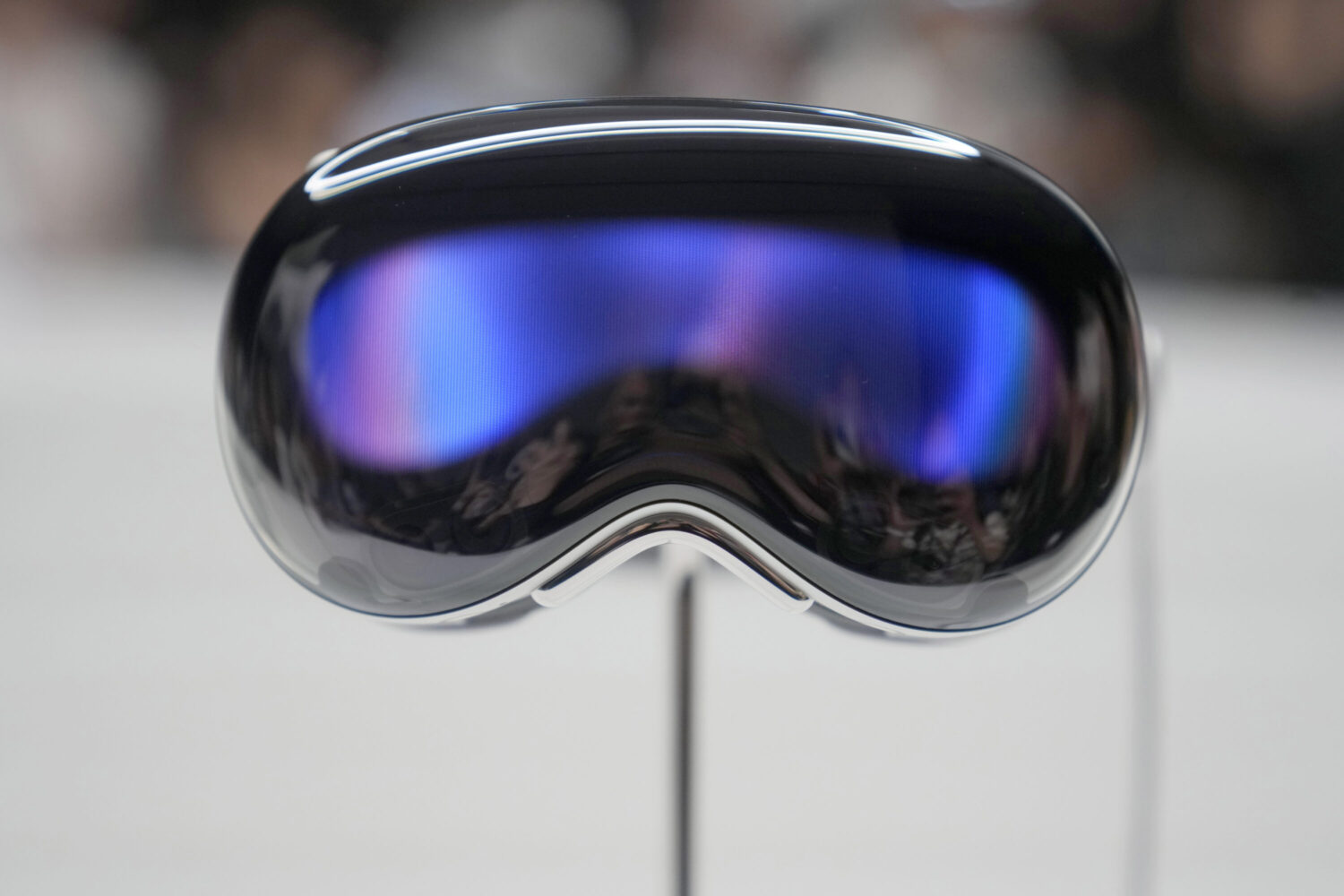 Wait, Apple wants us to pay how much to wear a headset?! – Houston Public Media - Vimarsana News