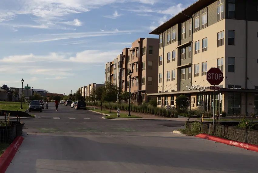 Texans face a bigger burden than ever to pay rent, study finds – Houston Public Media - Vimarsana News
