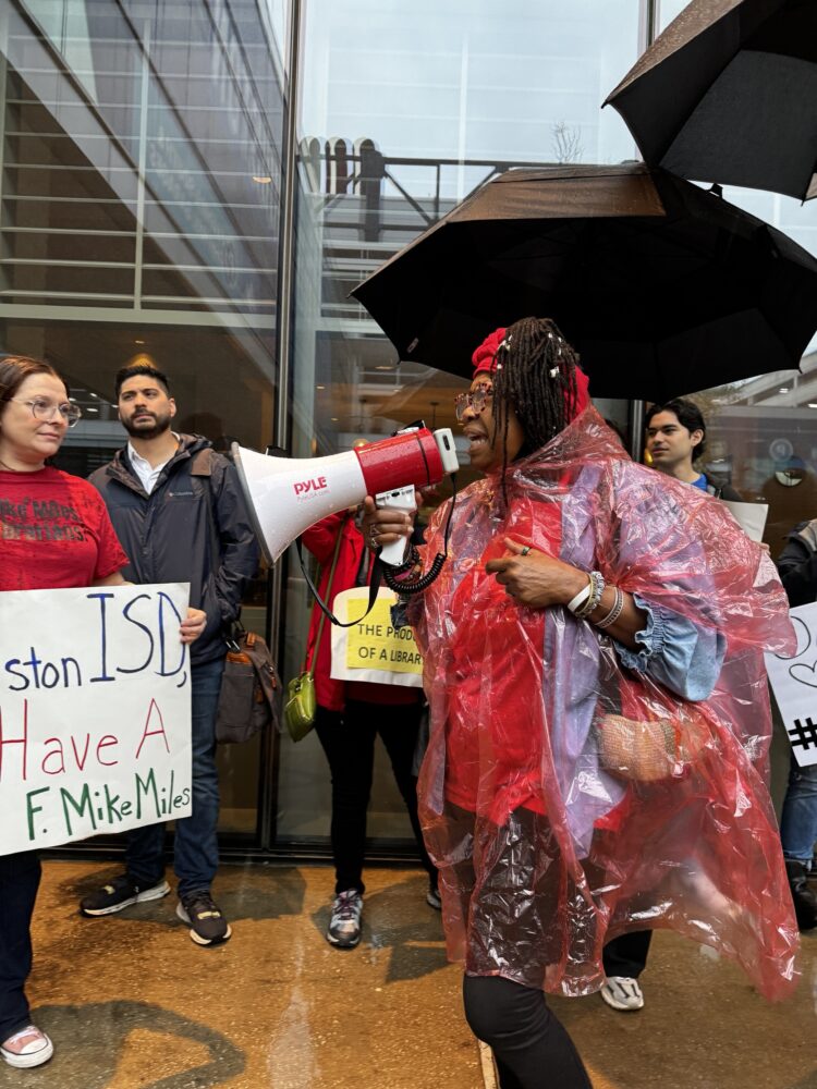 Protesters outside of HISD Superintendent Mike Miles' State of the District Address.  (Photo Credit: Blair Reid)