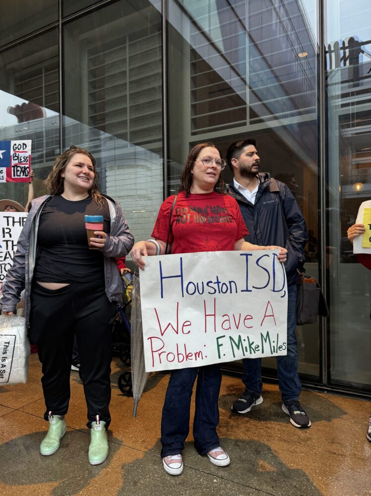 Protesters outside of HISD Superintendent Mike Miles' State of the District Address.  (Photo Credit: Blair Reid)