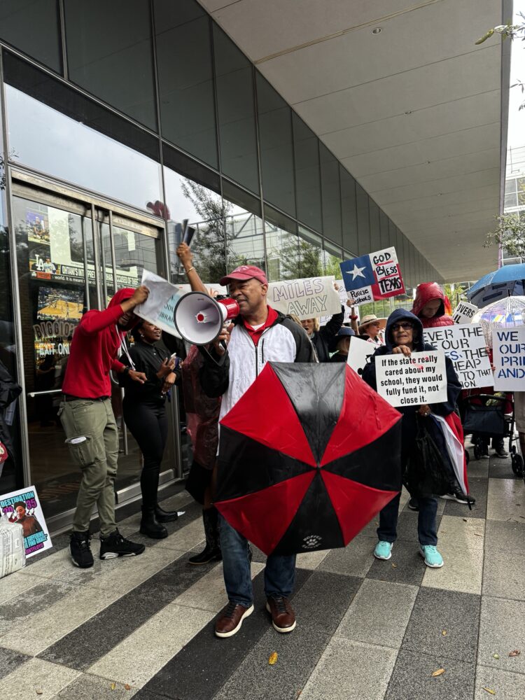 Protesters outside of HISD Superintendent Mike Miles' State of the District Address.  (Photo Credit: Blair Reid)