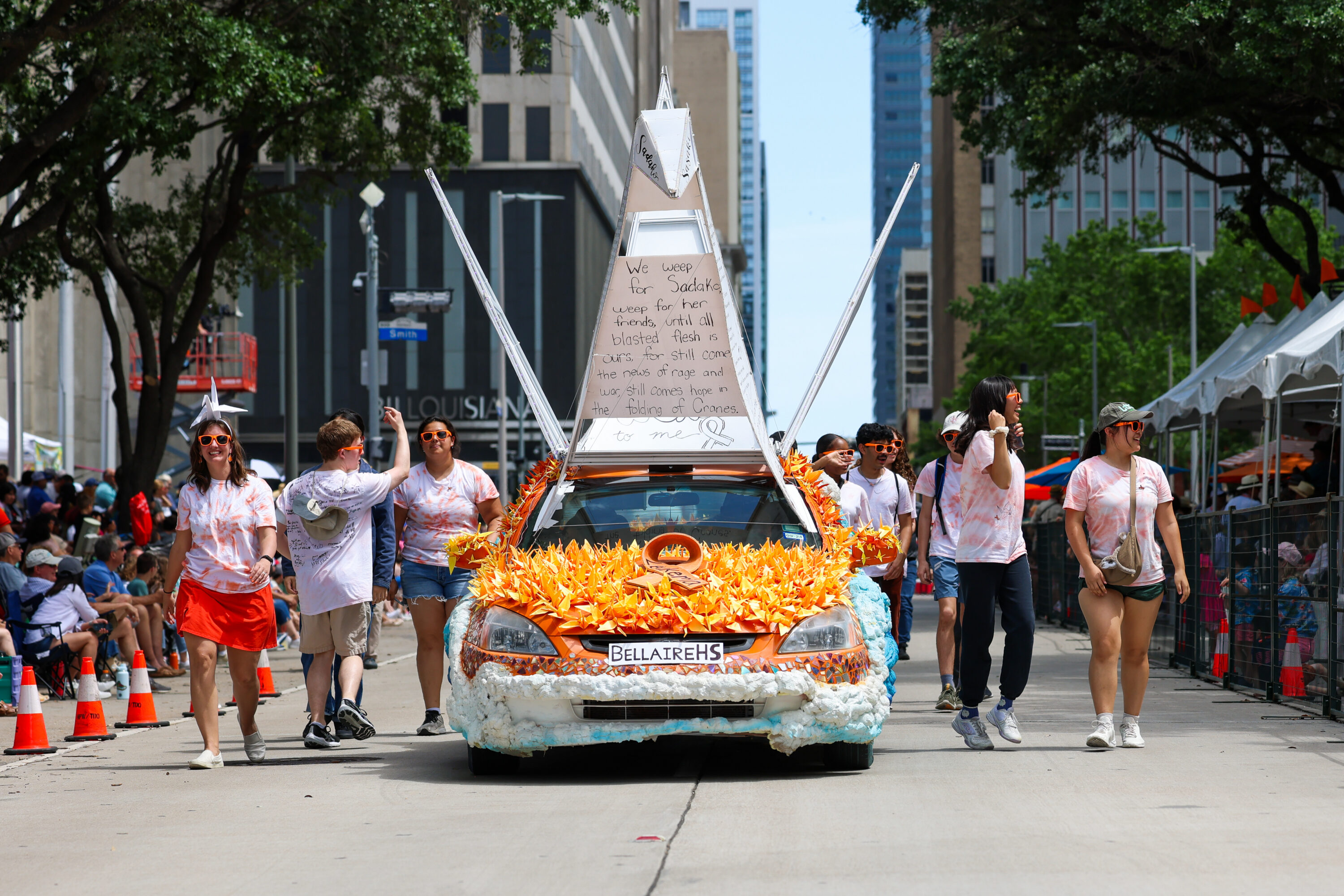 PHOTOS: 2024 Houston Art Car Parade – Houston Public Media