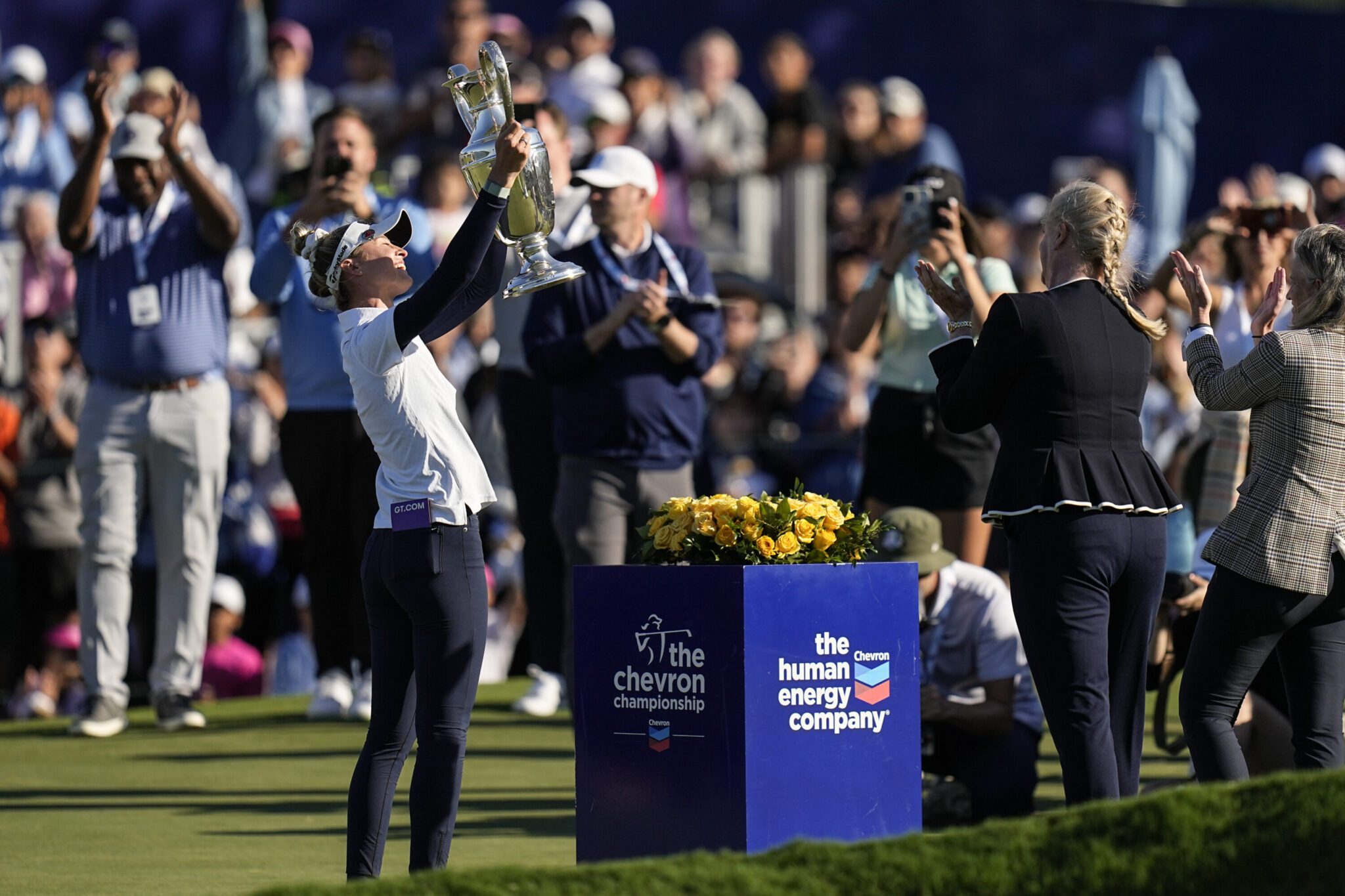 Nelly Korda Ties LPGA Tour Record With 5th Straight Victory, Wins ...