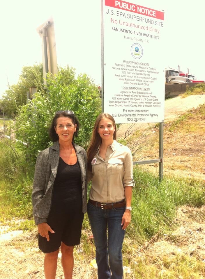 Lois Gibbs and Jackie Medcalf at the San Jacinto Waste Pits Superfund site