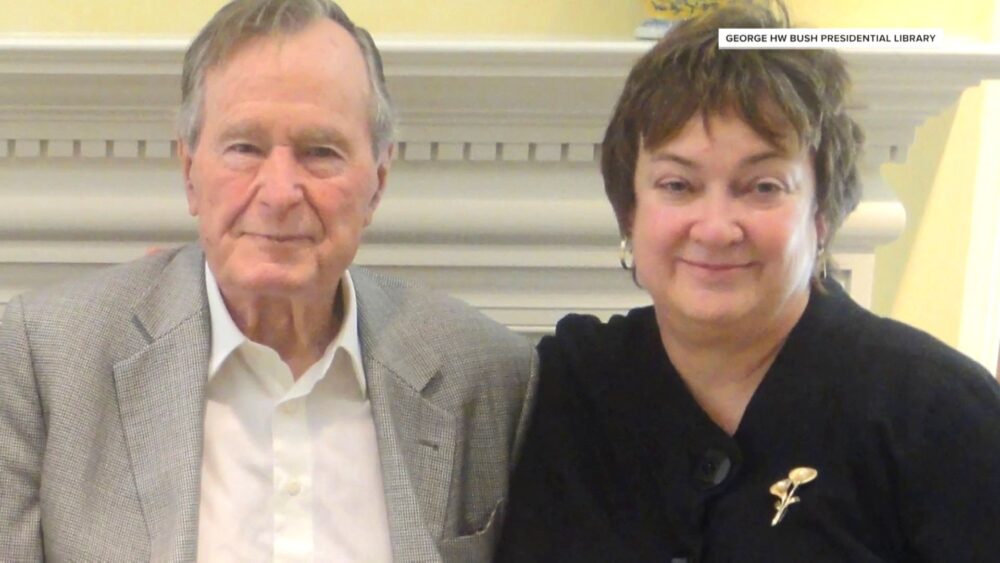 President George HW Bush and his longtime Chief of Staff Jean Becker.