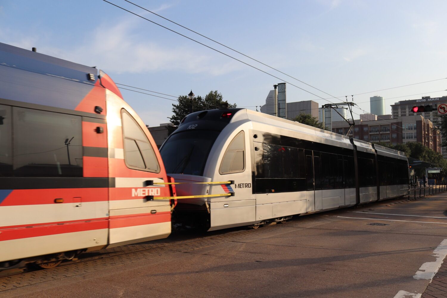 METRO To Remove Stripes From All Light Rail Trains Citing Safety Among METRO To Remove Stripes From All Light Rail Trains Citing Safety Among