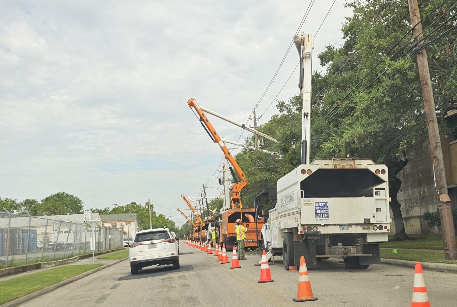 CenterPoint proposes plan to ‘forgo’ 0 million in profits, invest  billion in grid improvements amid Beryl fallout | Houston Public Media