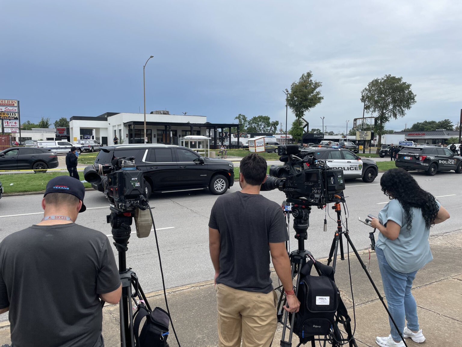 Harris County Deputy shot and killed while driving to work, search for ...