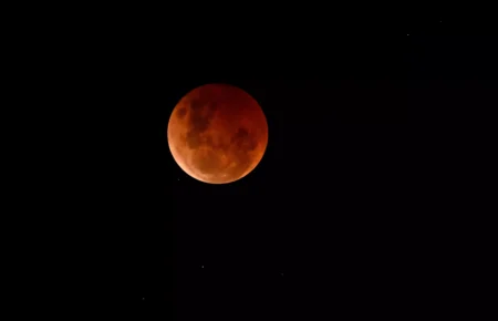 Rare blue supermoon brightens the night sky this week in the closest ...