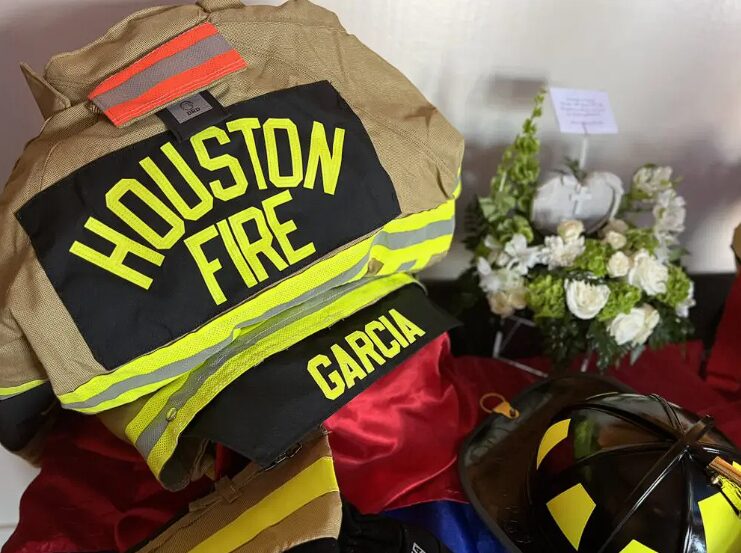 Murder charge filed against woman accused in Houston firefighter’s death – Houston Public Media