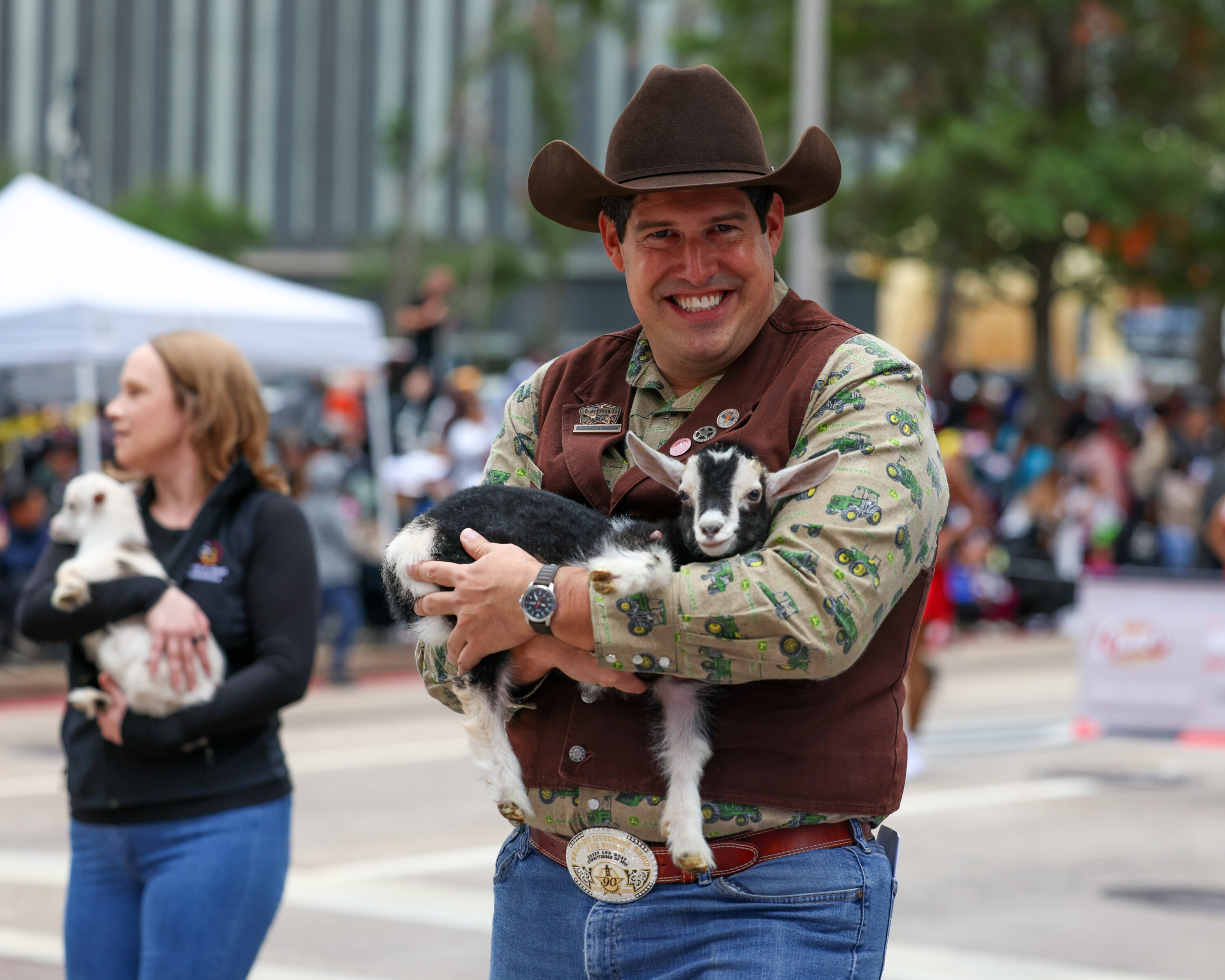 Photos Thousands gather downtown for Houston’s 2024 Thanksgiving Day