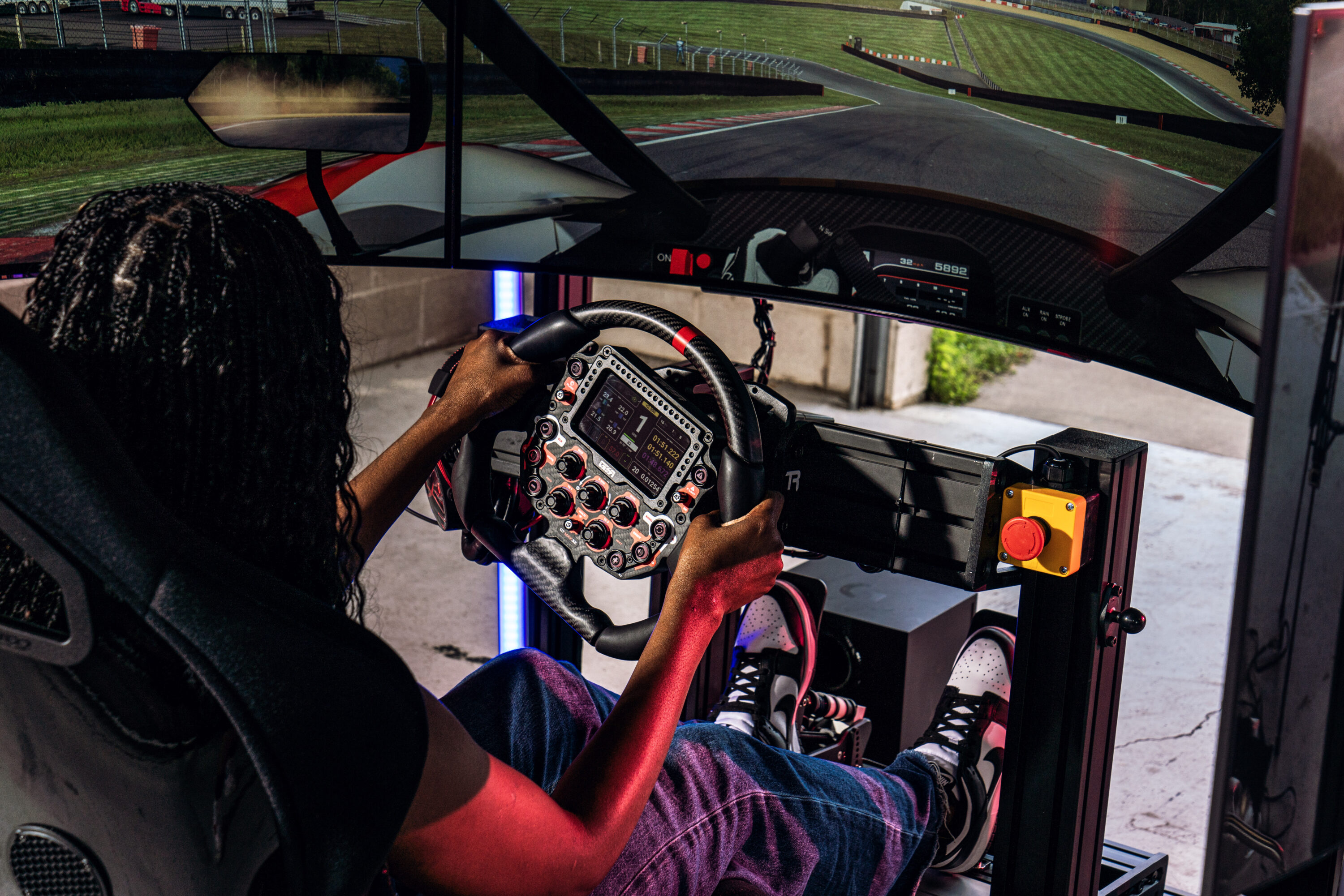 Houston’s new simulated car racing lounge set for grand opening
