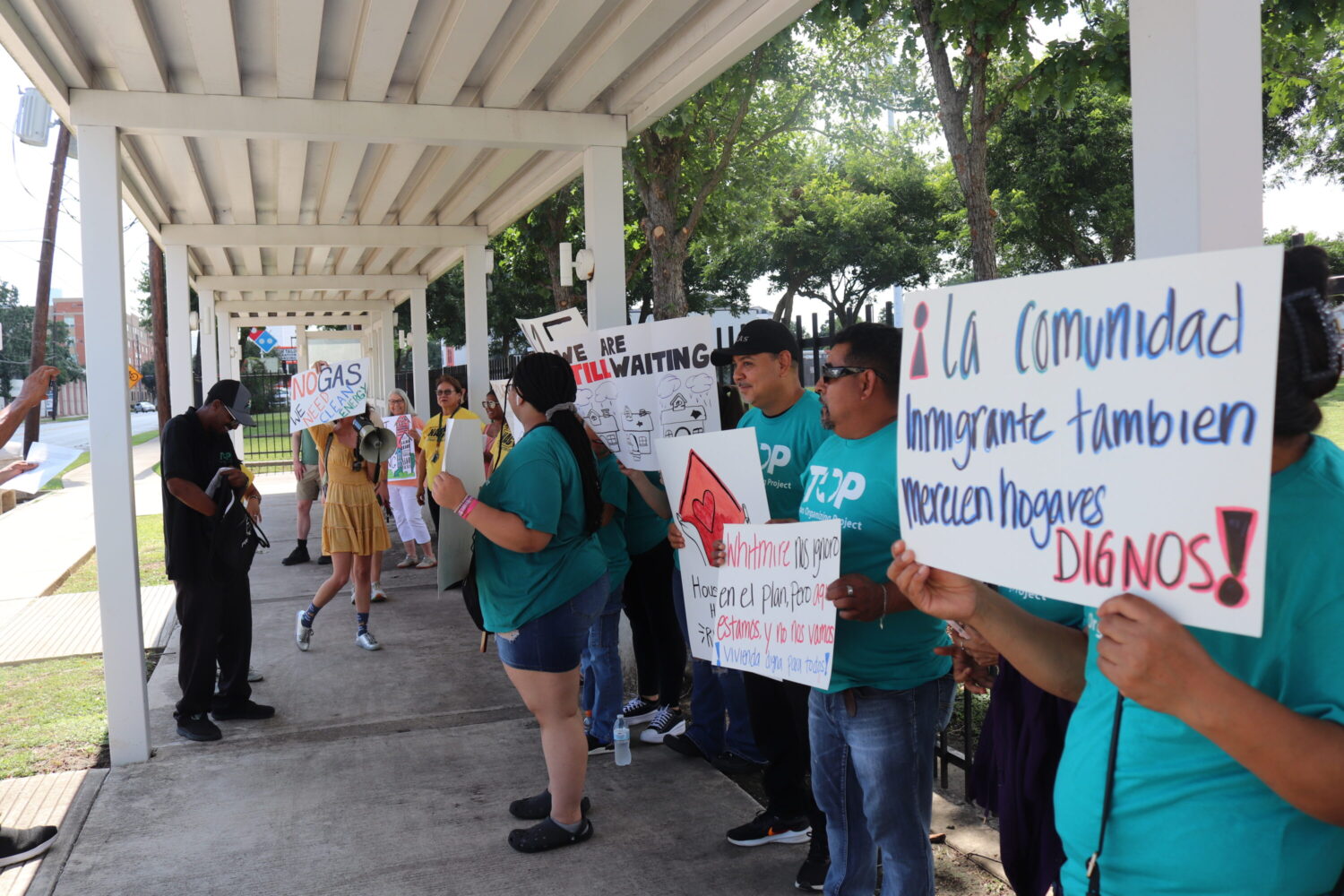 Trump’s housing secretary visits Houston amid protests as mayor touts resiliency and homelessness plans