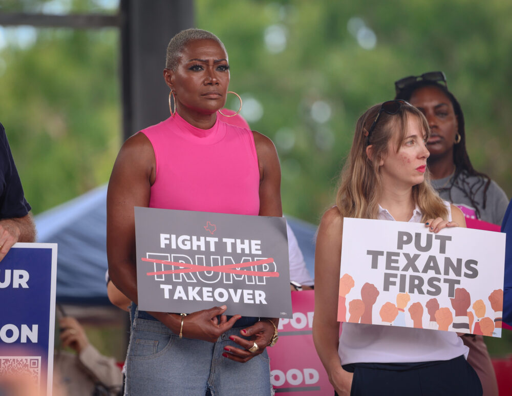 State Representative Jolanda Jones (left). (Rob Salinas/Houston Public Media)