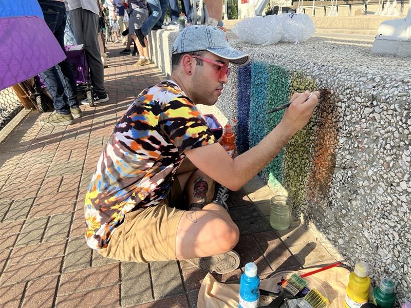 Paint as protest: Artists push back against Montrose's rainbow