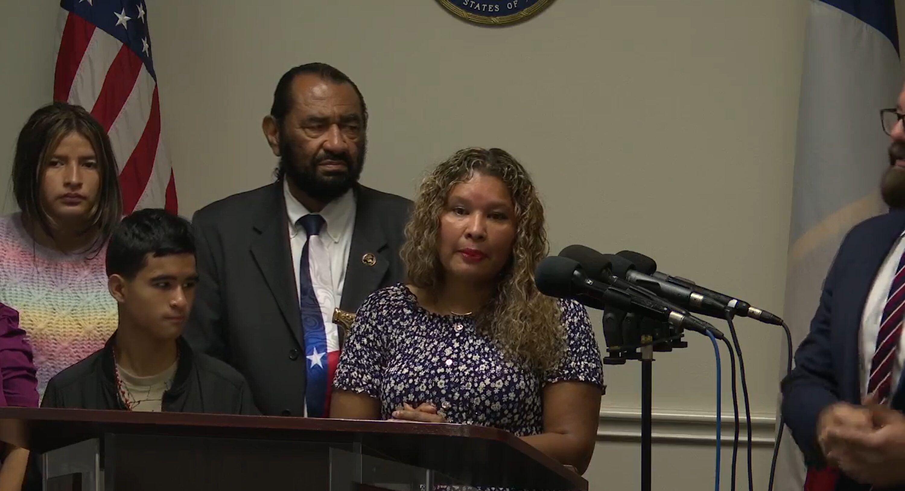 Mother of autistic Houston teen speaks out after he was held for nearly ...