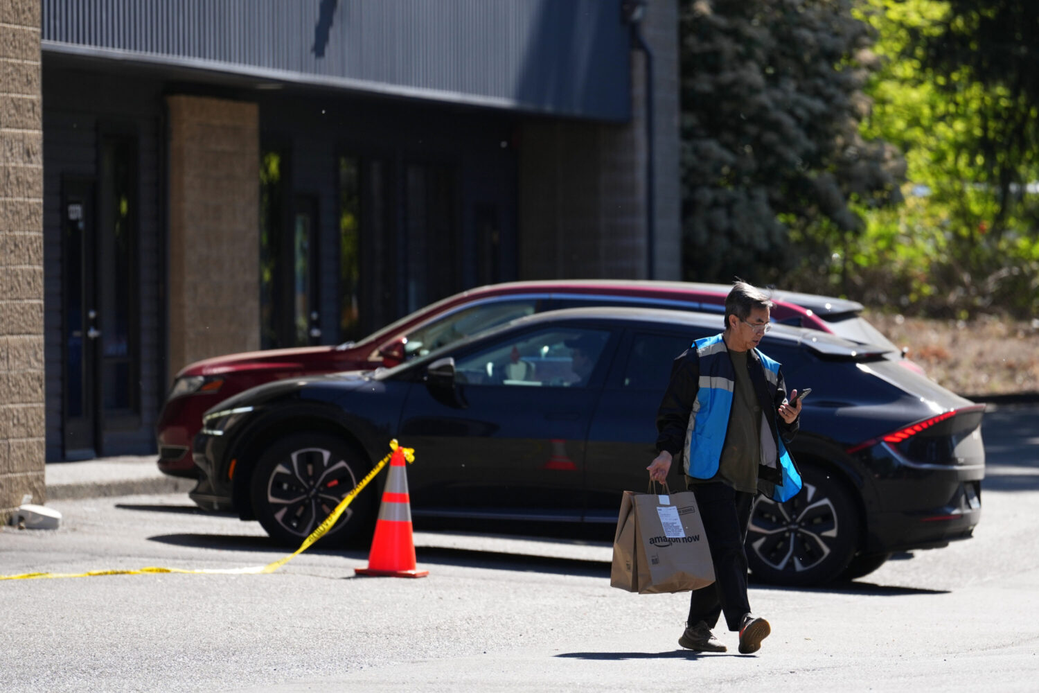 Amazon looks to redefine a need for speed with 30-minute deliveries in Houston and other U.S. cities