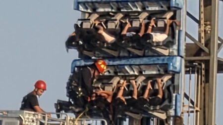 ‘They’re my classmates’: Eight students rescued in Galveston after Pleasure Pier roller coaster stops mid-ride