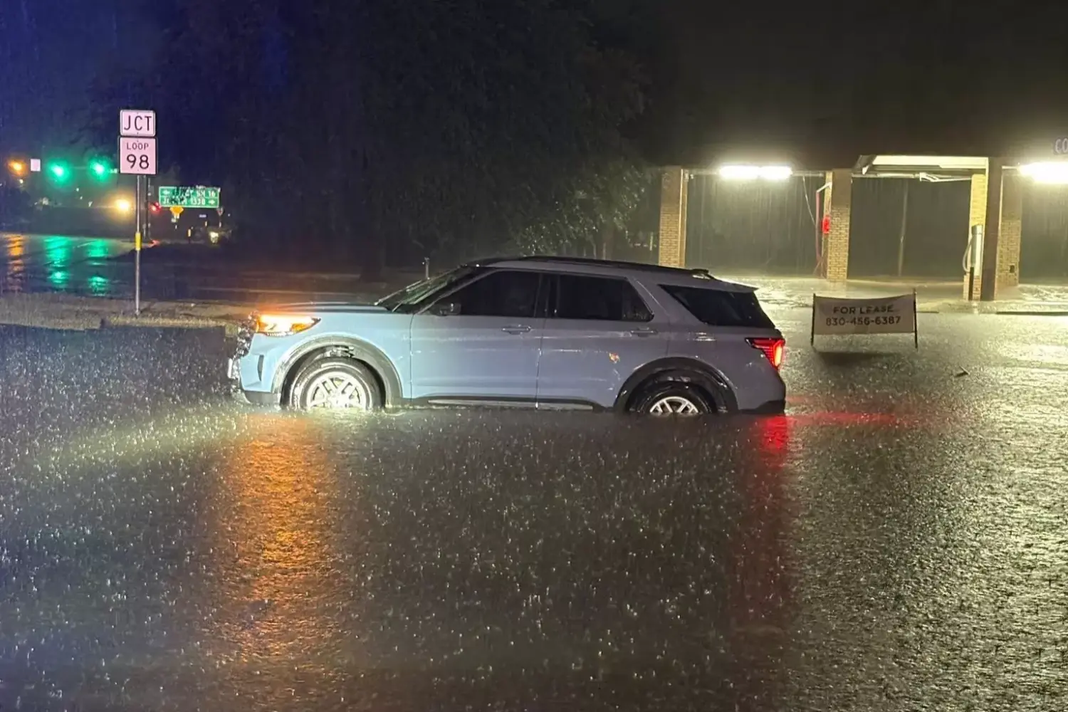 Flash flood warnings issued across Texas Hill Country as heavy rain ...