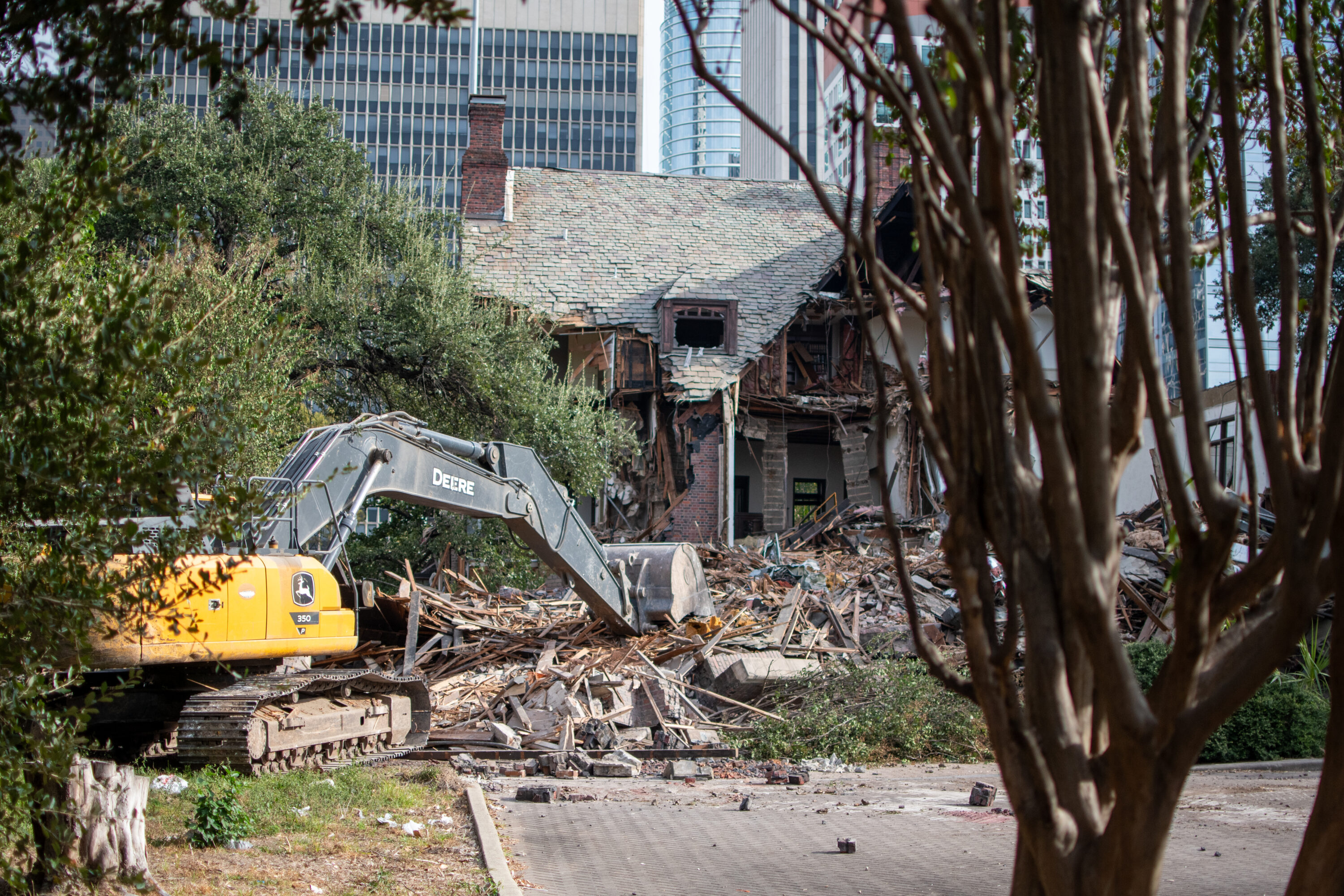 The historic Kirby Mansion in Houston was demolished on October 30, 2026.